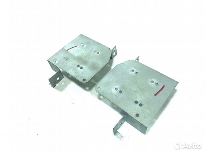 Крепление 2DIN магнитолы Subaru Forester SG5