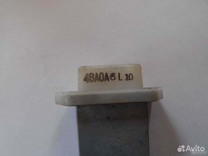 Резистор отопителя Nissan Primera P12E 2002-2007