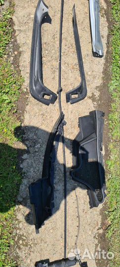 Запчасти на mercedes w210