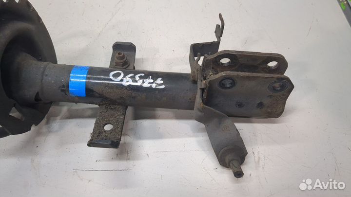 Амортизатор подвески Renault Captur, 2016