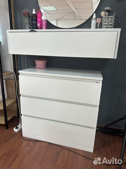 Столик комод