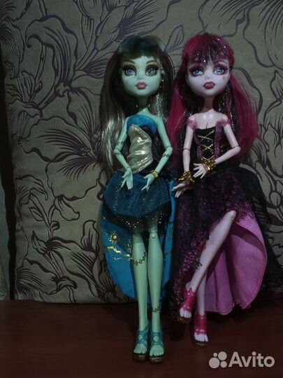 Кукла Монстер Хай френки дракилаура