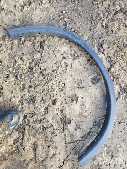 2013-21 х трейл Накладка крыла переднего л X-Trail