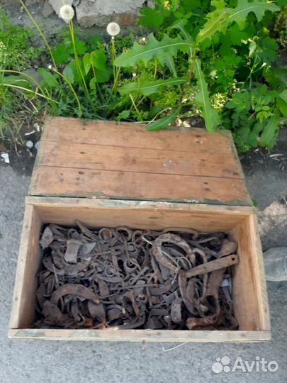 Кованные элементы,старинные