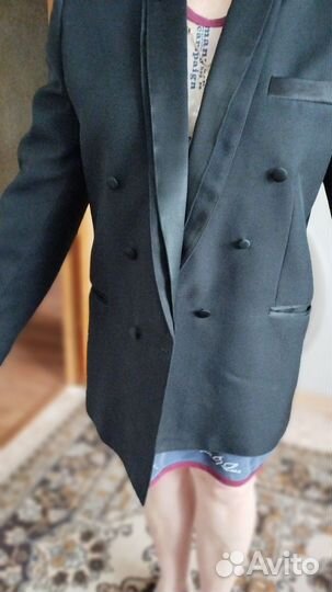 Мужской костюм смокинг