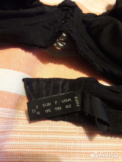 Бюстгальтера