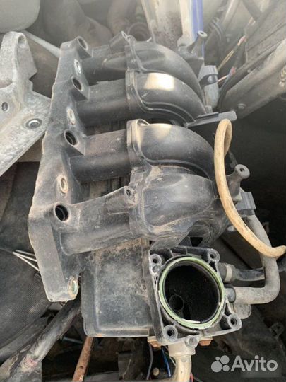 Коллектор впускной Skoda Fabia 2005