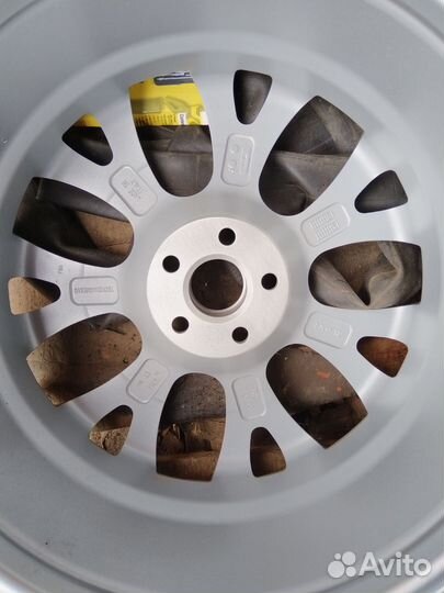 Литые диски на Субару R18