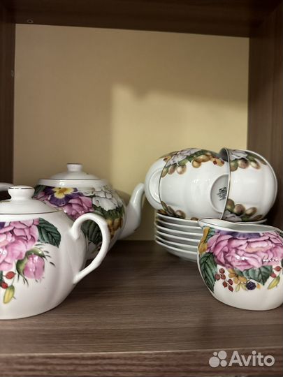Сервиз чайный фарфоровый