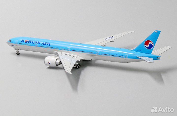 Модель самолета 1/400 Boeing 777-300ER Korean Air