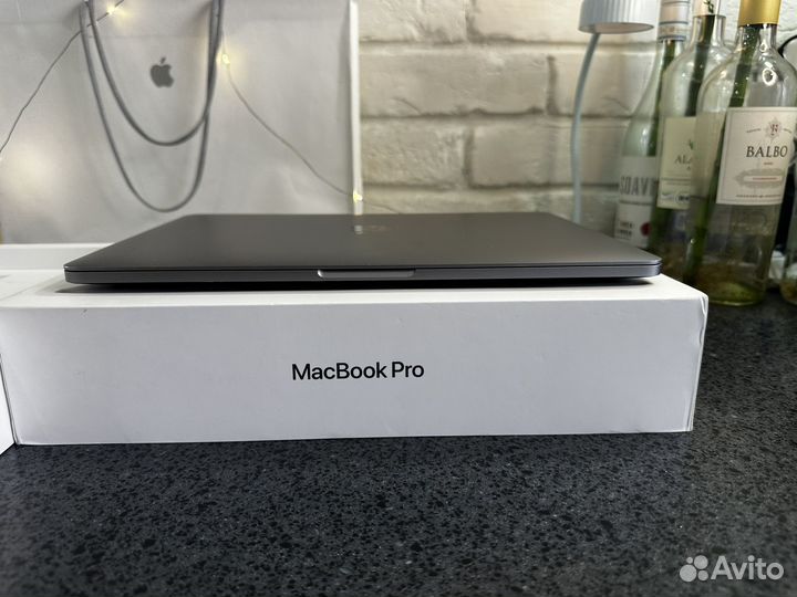 MacBook Pro 13 2020 M1/16GB/256SSD/рст