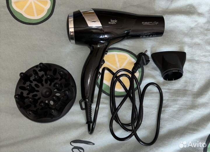 Фен для волос Scarlett и утюжок Rowenta