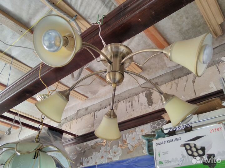 Люстра потолочная