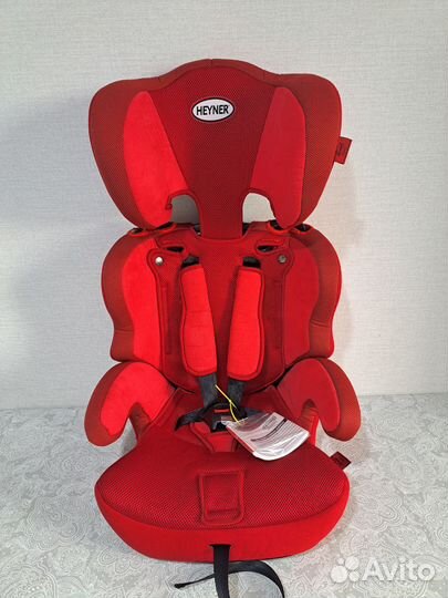 Автомобильное кресло 9-36кг
