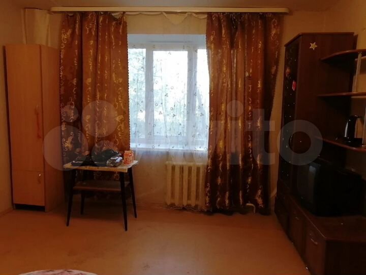 Комната 11,9 м² в 7-к., 3/5 эт.