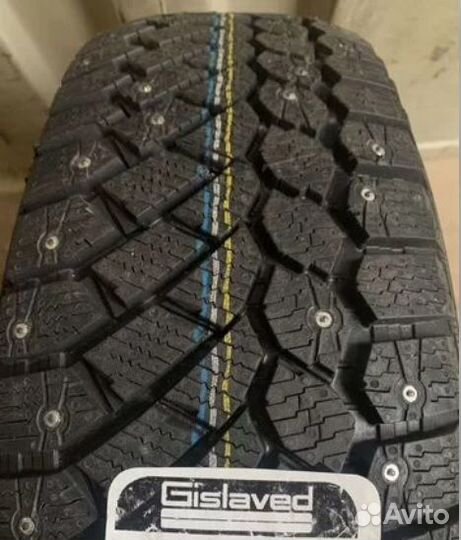 Gislaved Soft Frost 200 SUV 215/60 R17