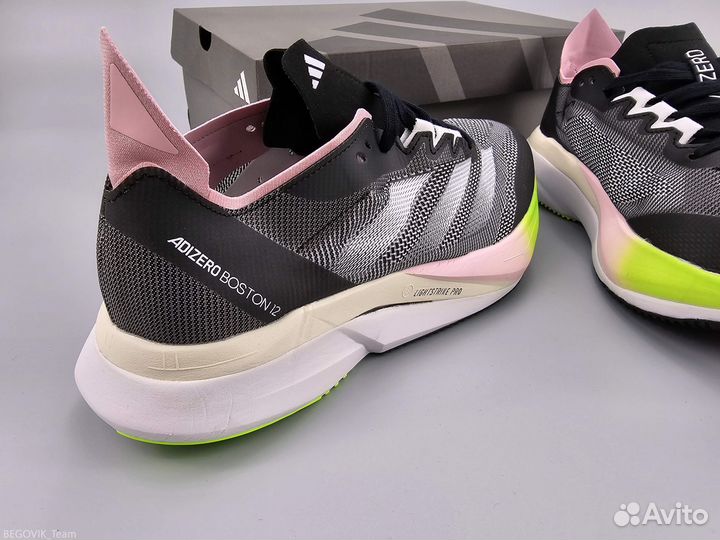 Кроссовки adidas adizero boston12