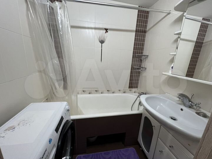 Комната 15 м² в 3-к., 8/17 эт.