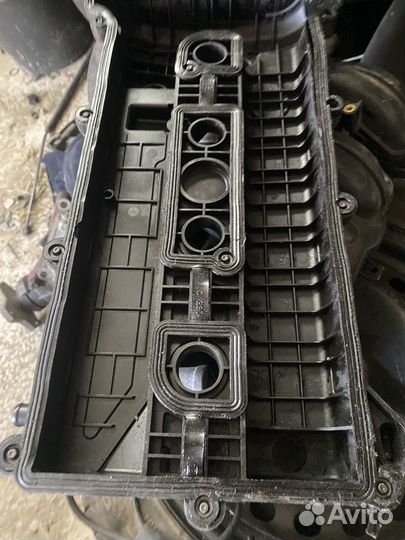 Клапанная крышка форд,мазда 2.0;2.3л