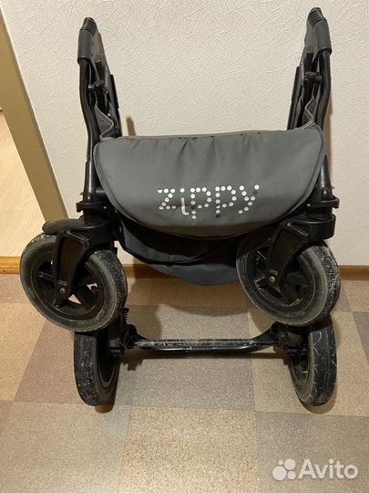 Коляска zippy 3 в 1