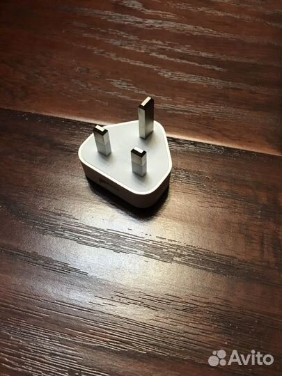 Адаптер зарядки Apple 5W USB Power Adapter (UK)