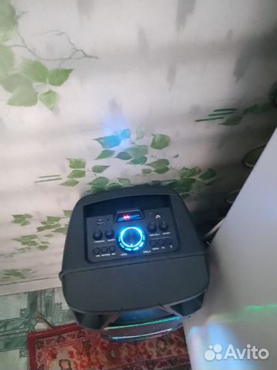 Музыкальный центр