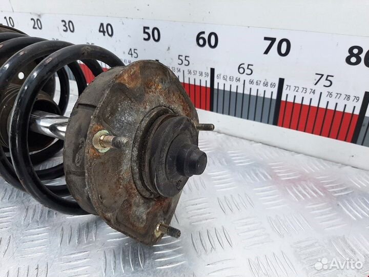 Стойка для Volvo S60 1