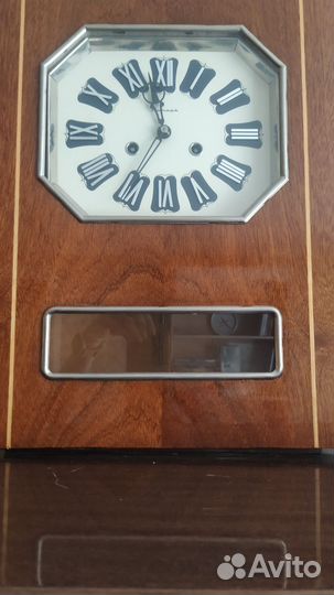 Часы настенные СССР янтарь