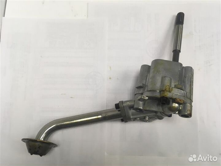 Насос маслянный Volkswagen Passat B5 2000-2005