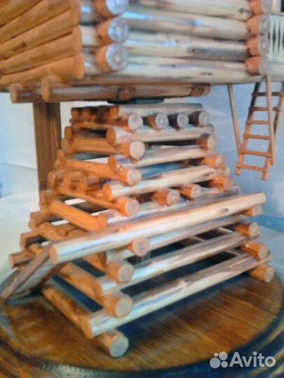 Деревянная мельница. Модель поделка