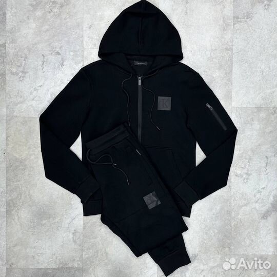 Спортивный костюм мужской новый