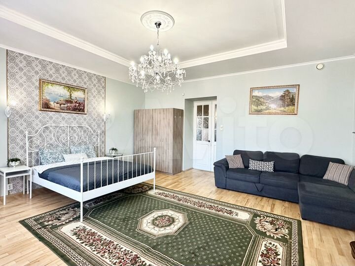 3-к. квартира, 100 м², 5/5 эт.