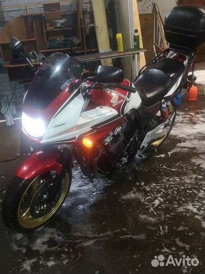 Cb 400 Boldor