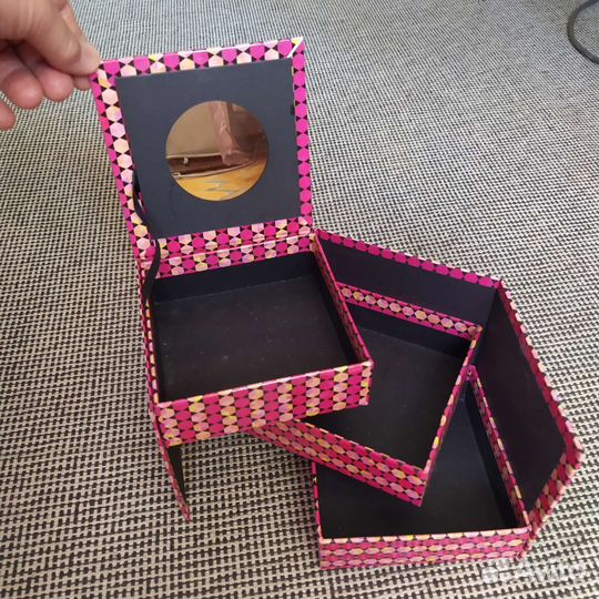 Органайзер-шкатулка для косметики и бижутерии