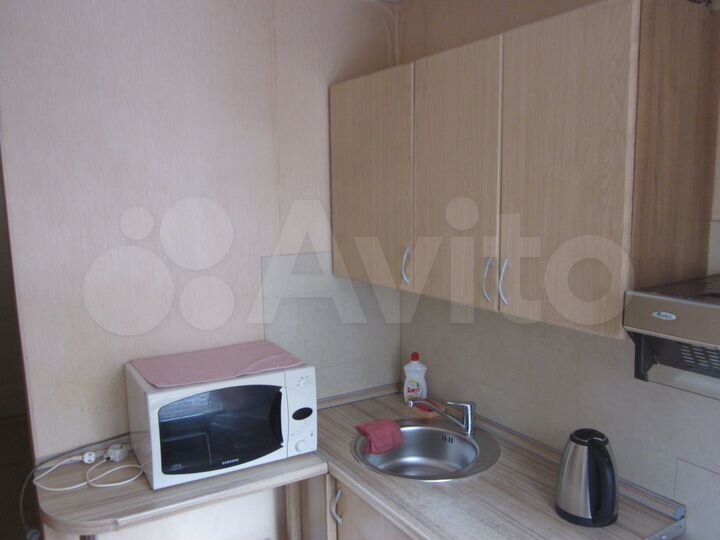 2-к. квартира, 42 м², 3/5 эт.