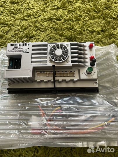 Автомобильный планшет