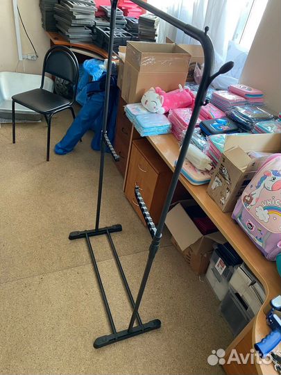 Вешалка для одежды напольная