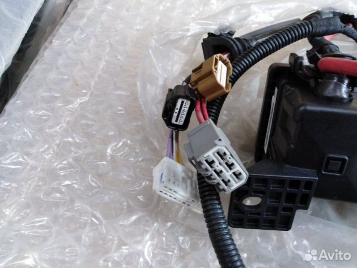 Проводка моторного отсека Renault Megan 1.6 16V
