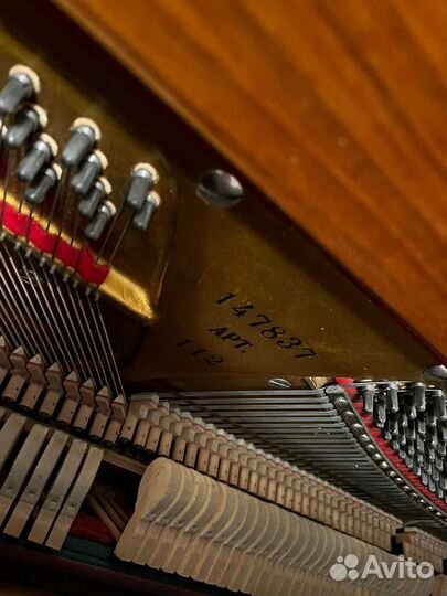 Фортепиано Красный октябрь