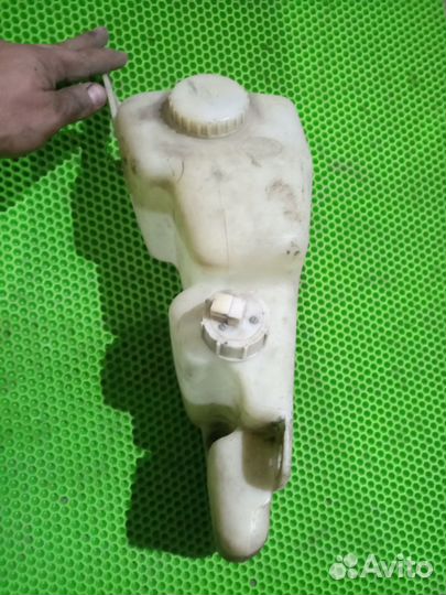 Бачок омывателя лобового стекла Ваз 2110