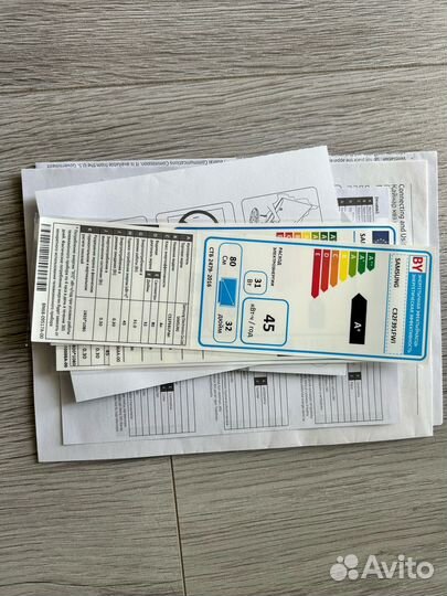 Продаю Монитор Samsung 31.5 60 Гц