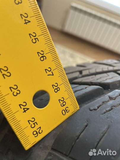 Goodyear UltraGrip 235/60 R18 107H