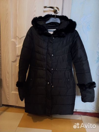 Пуховик на осень 42 р