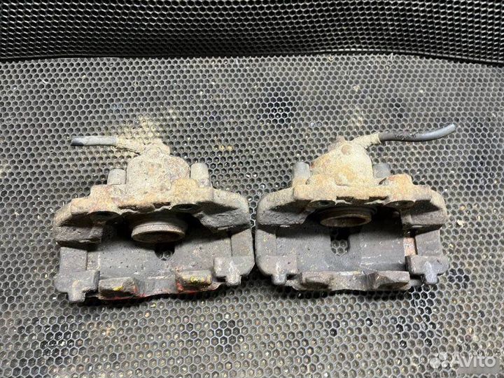 Суппорта передняя Opel Vectra B 1995-2000