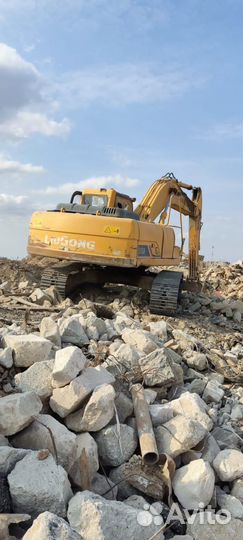 Гусеничный экскаватор LiuGong CLG925D, 2017