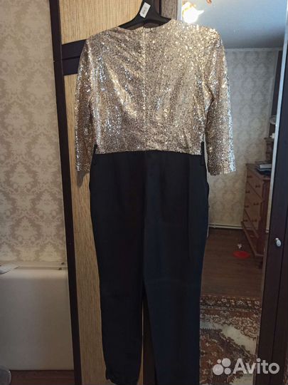 Комбинезон женский. Костюм