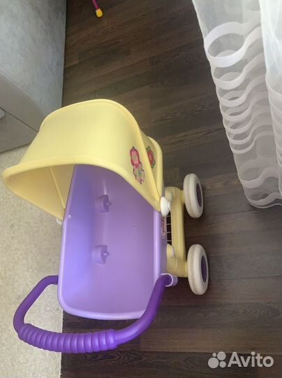 Коляска кукольная и кухня