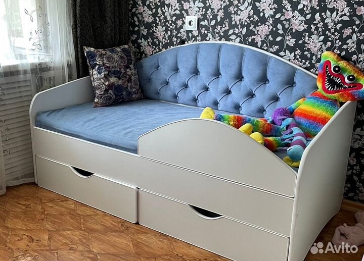 Кровать с мягкой спинкой (К)