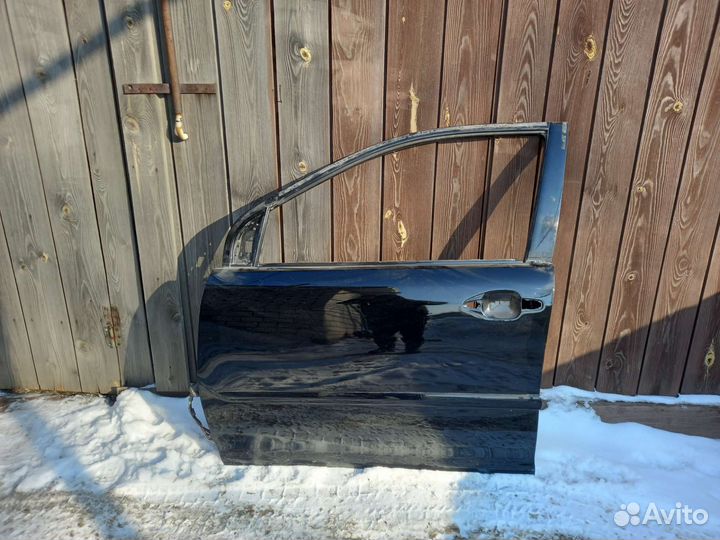 Передняя левая дверь Leхus