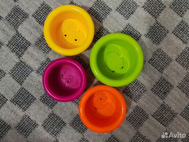 Игрушки для купания в ванной